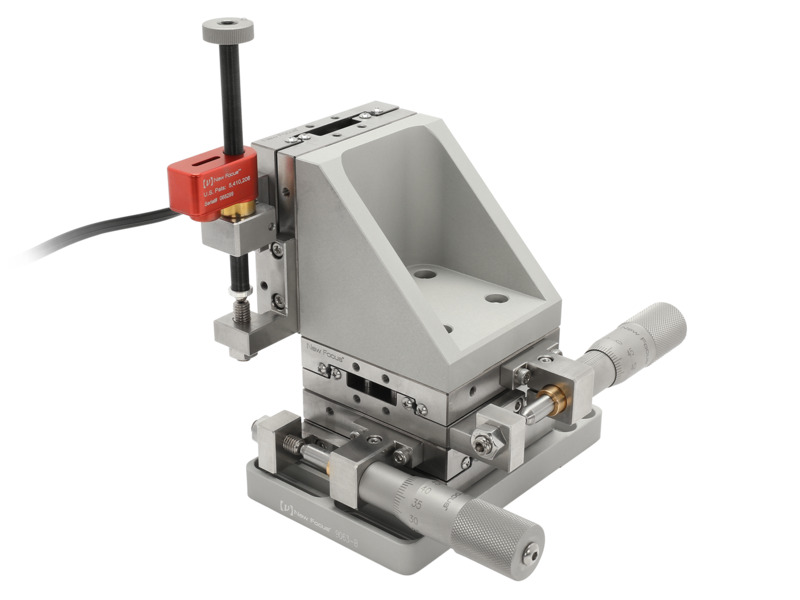 1.0 in. Travel Gothic-Arch Bearing Piezo Linear Stages