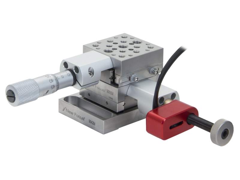 0.5 in. Travel Crossed-Roller Bearing Piezo Stages