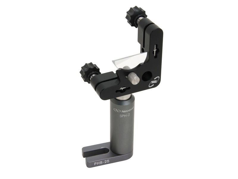 D-Shaped Broadband Dielectric Mirrors