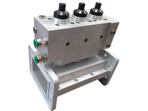 AG 340 LC Liquid-cooled Manual 3 Stub Tuner for Generators up to 10kW