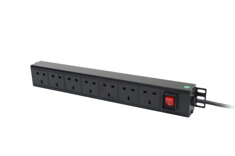 Power Outlet Strips for Optical Table Shelf Systems