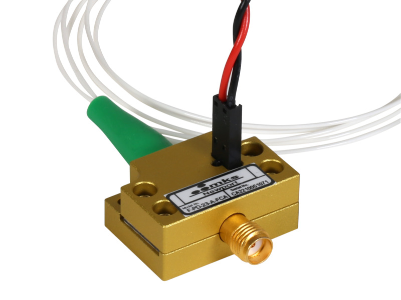 23 to 30 GHz Linear Response Fiber-Optic Detectors 23 to 30 GHz Linear Response Fiber-Optic Detectors