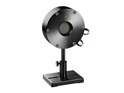 Broadband 1000 W Noncontaminating Water-Cooled Thermopile Sensor with Ø34 mm Aperture